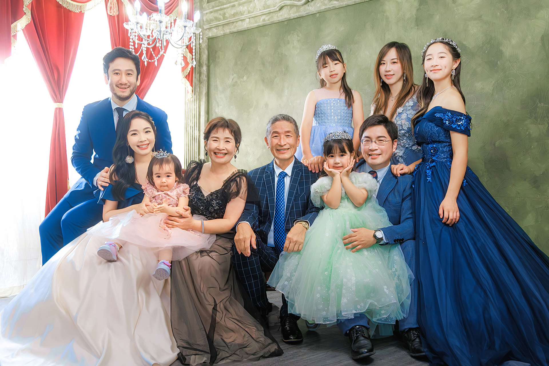 高雄三代同堂全家福攝影｜棚拍全家福